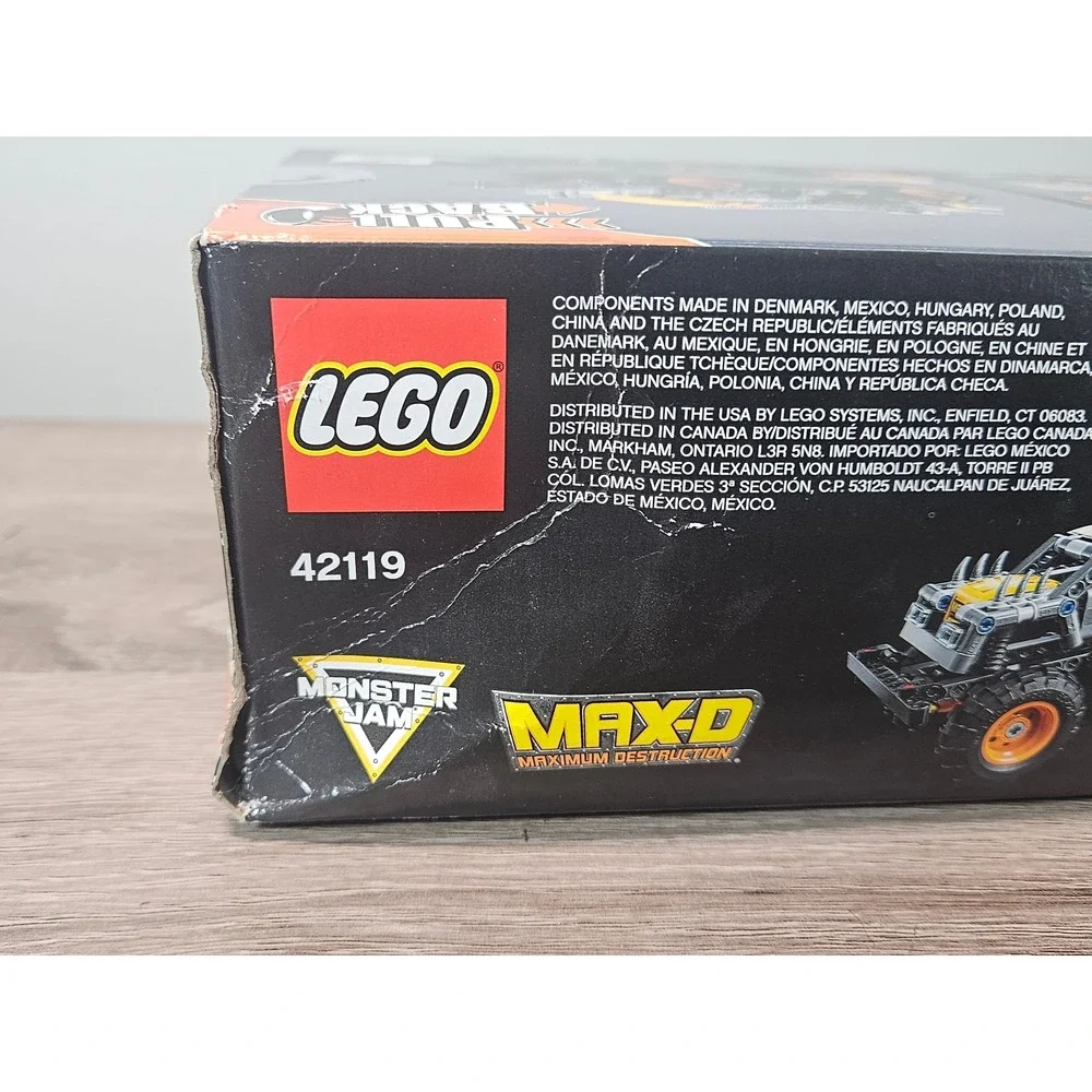 LEGO Technic Monster Jam Max-D 42119 2-in-1 Pull-Back Monster Truck Set Box Wear